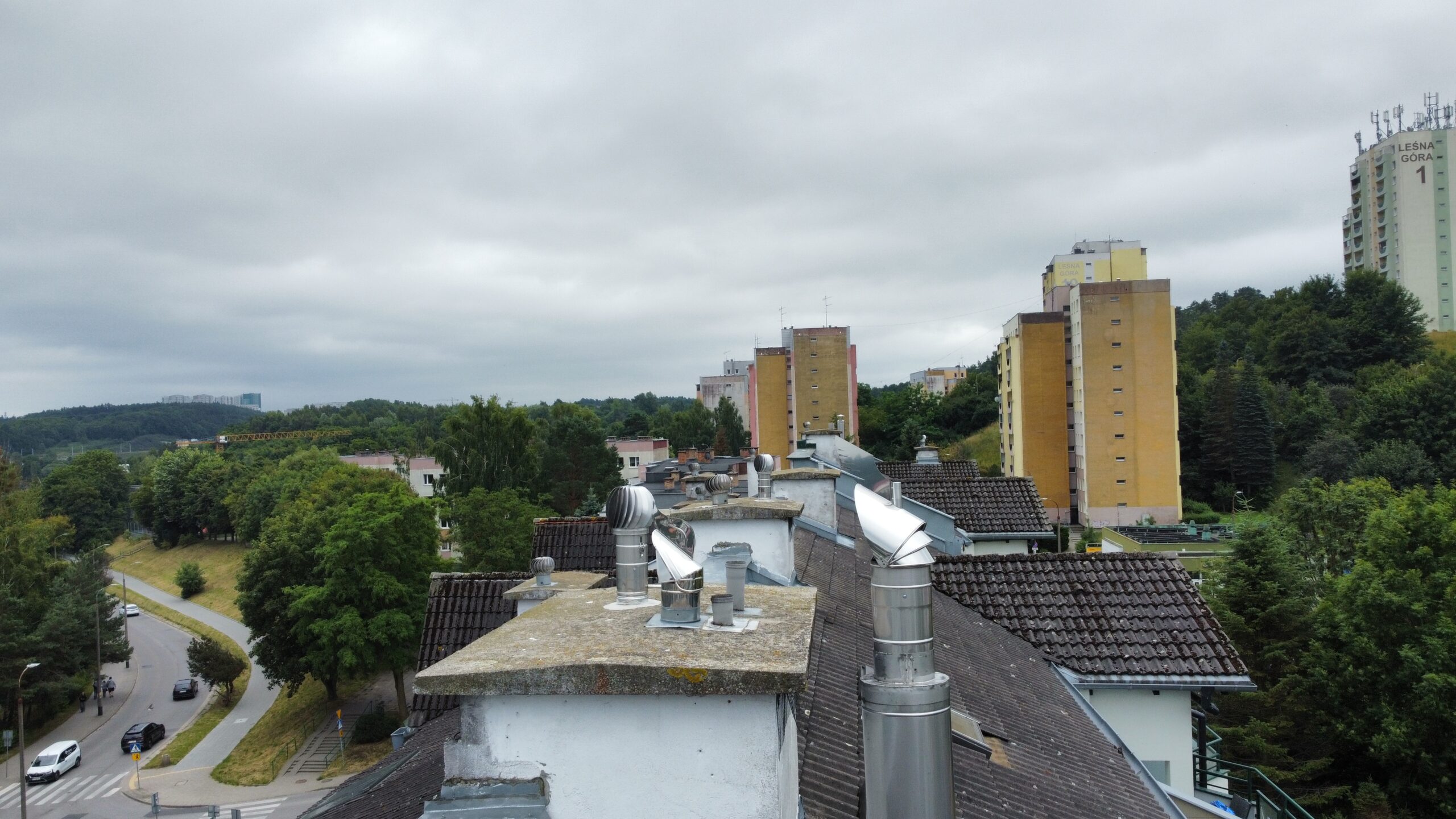 Nowa nasada kominowa nad budynkiem Góralska 15D