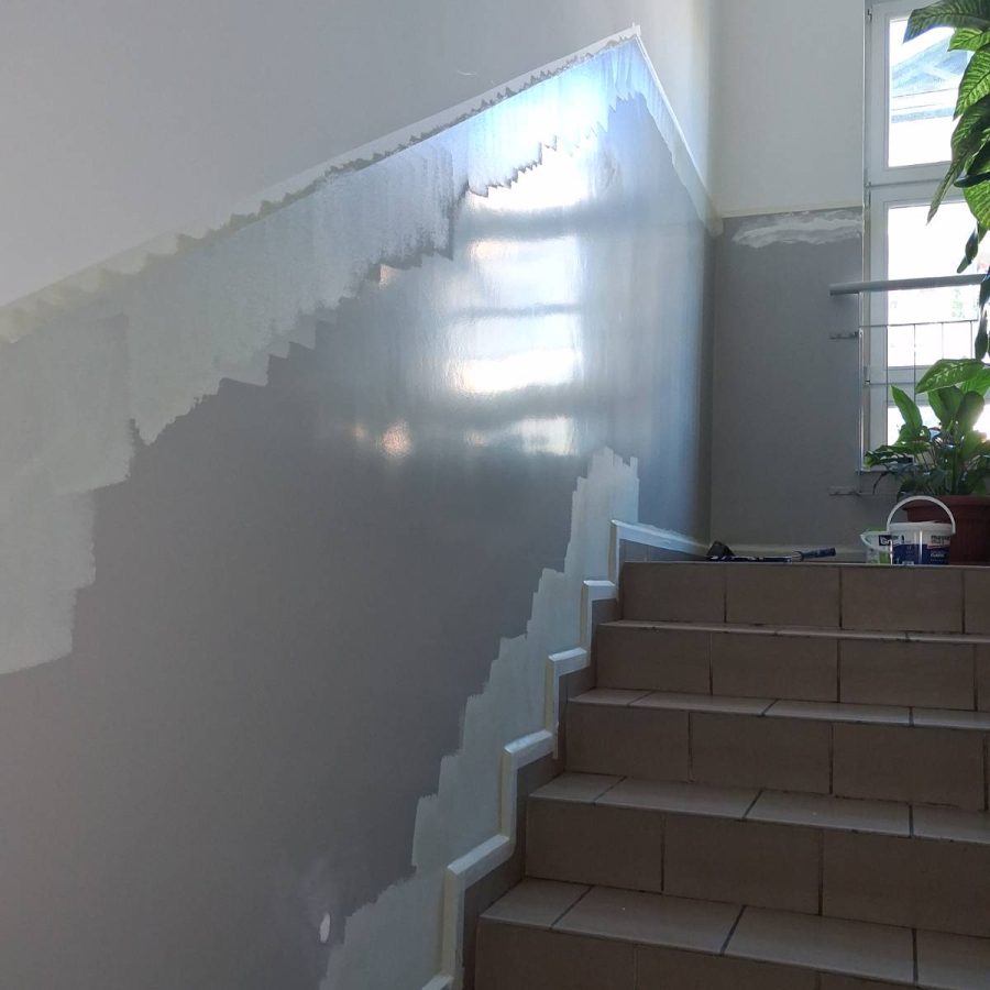 Nowo nałożona farba na starą